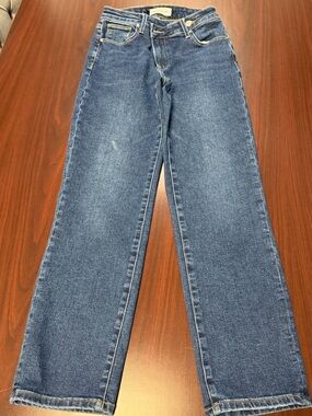 Women's Straight-Leg Jeans in Classic Blue Wash